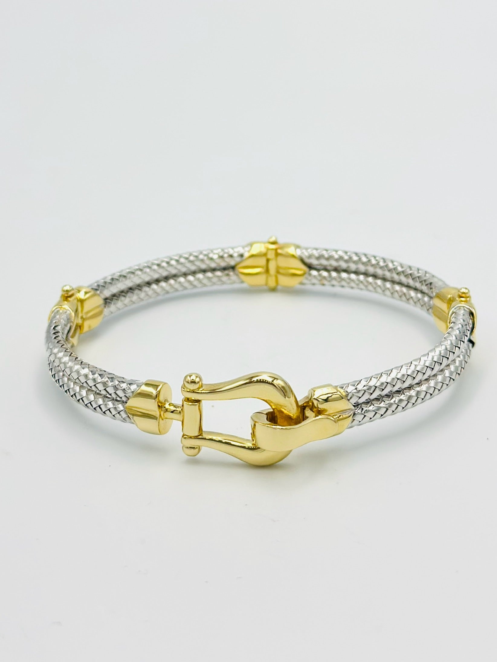 Load image into Gallery viewer, Bangle (18 Karat)