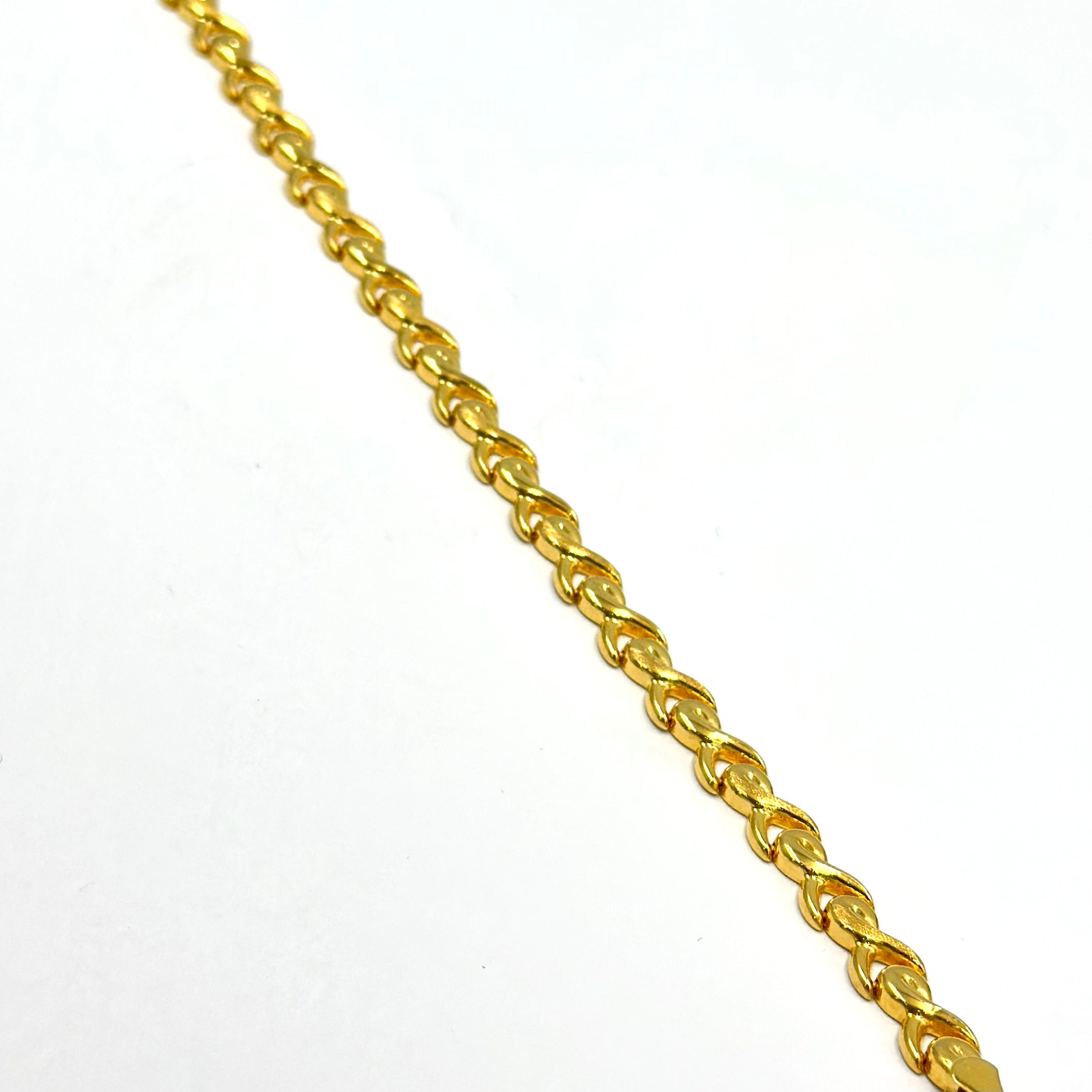 Load image into Gallery viewer, Bracelets (21 Karat)
