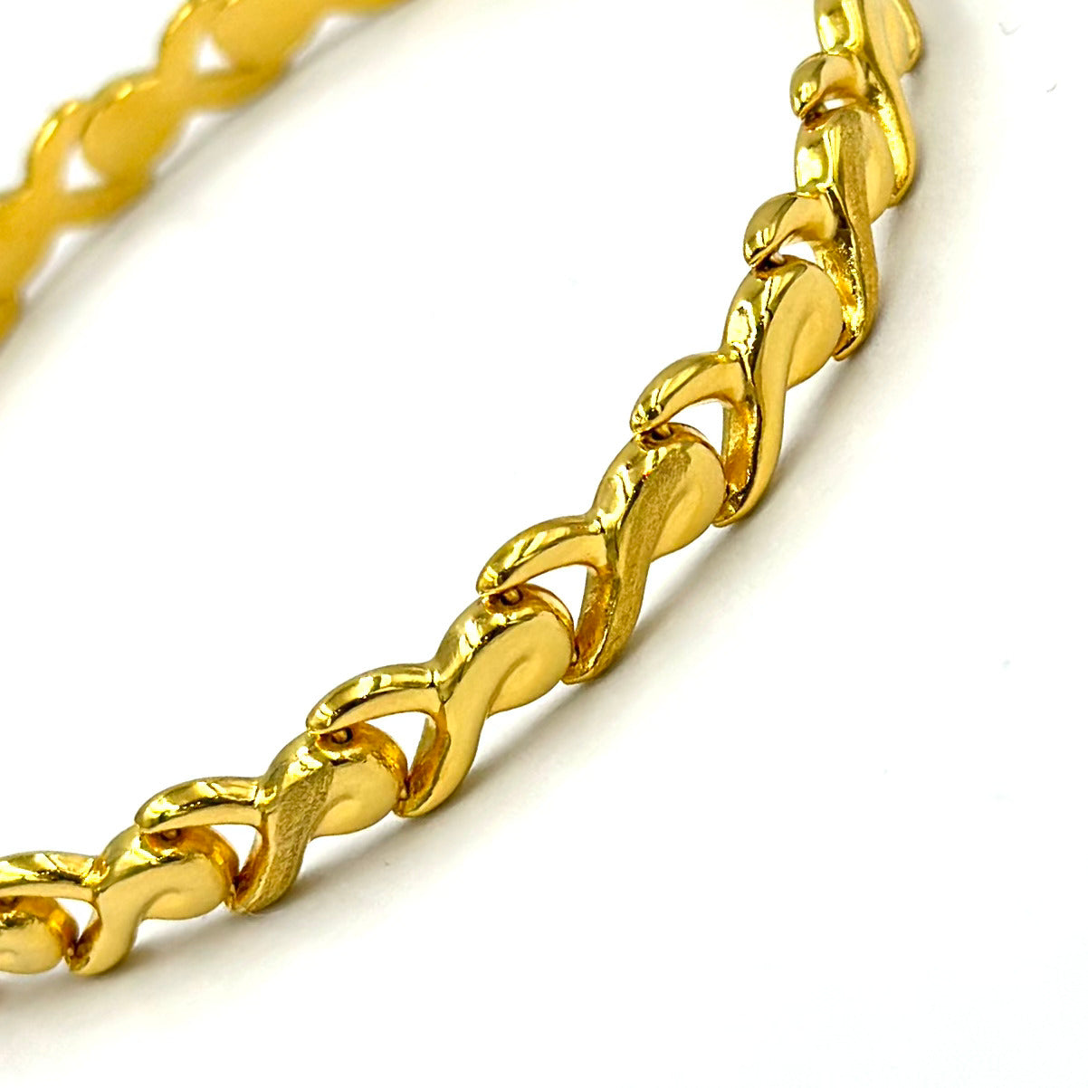 Load image into Gallery viewer, Bracelets (21 Karat)
