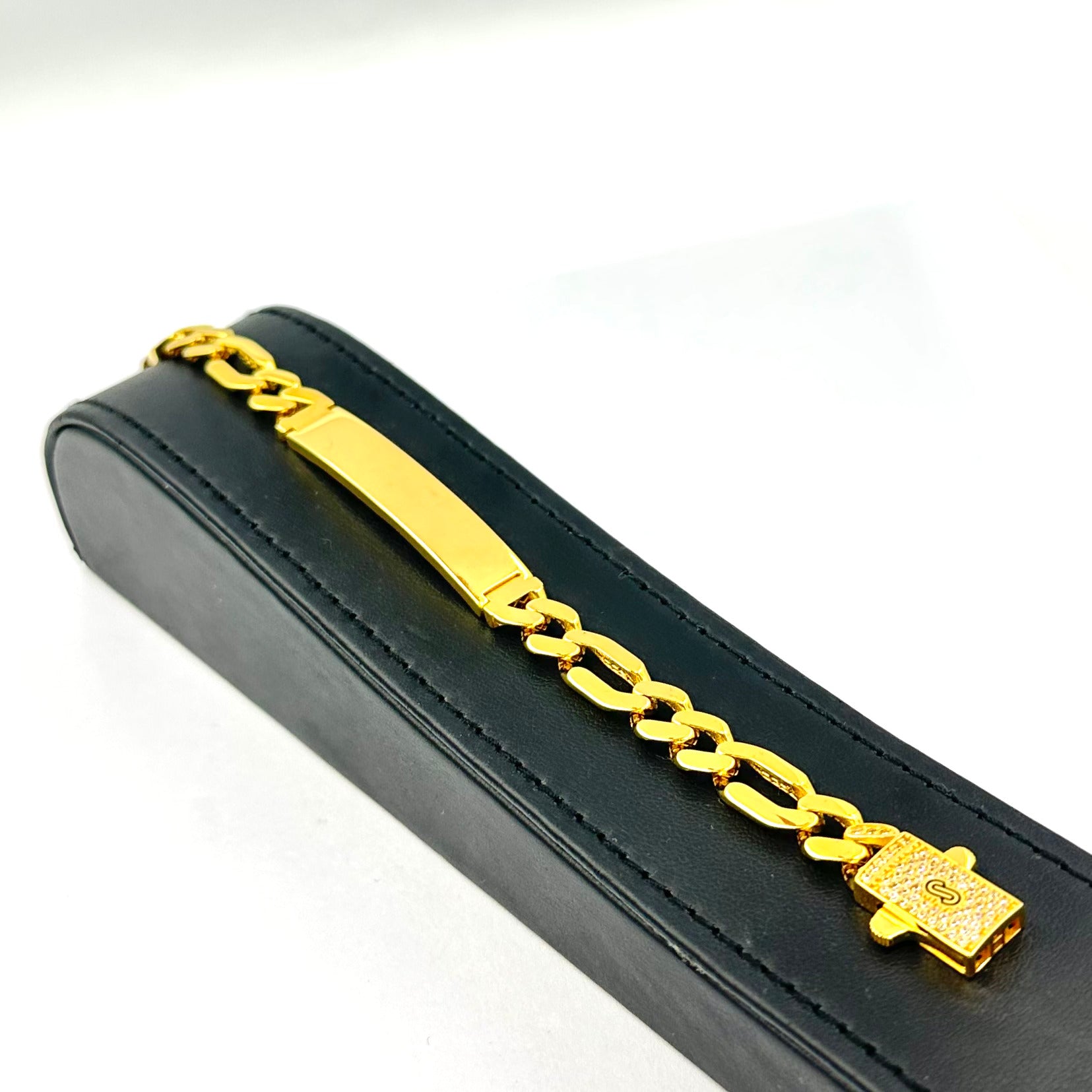 Load image into Gallery viewer, Bracelets (21 Karat)
